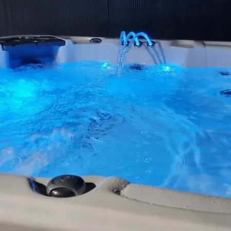 Casa vacanze Marthys House With Hot Tub Looe